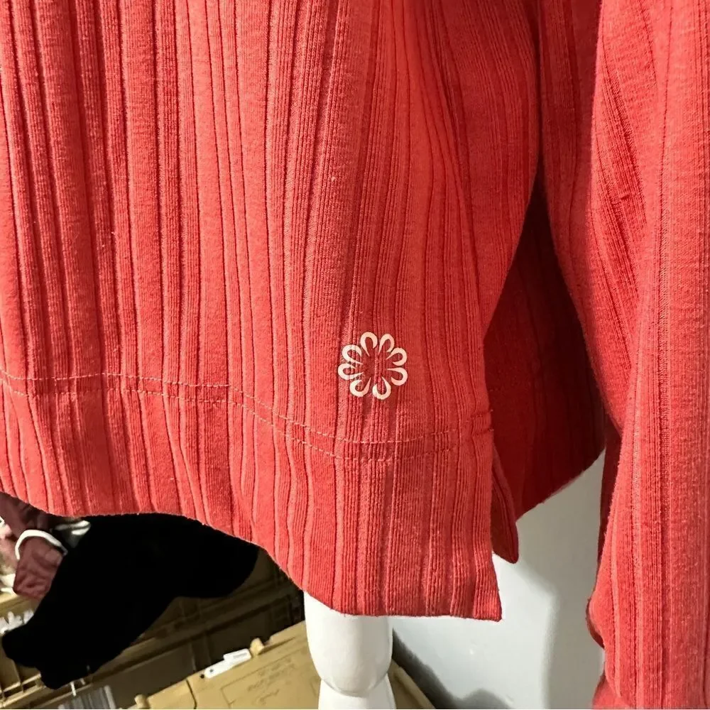 Pro Player coral pull over 3/4 zip size L